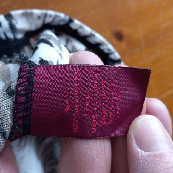 Vintage Y2K 212 Collection Graphic Slouch Neck Sleeveless Top Size L - Picture 6 of 7